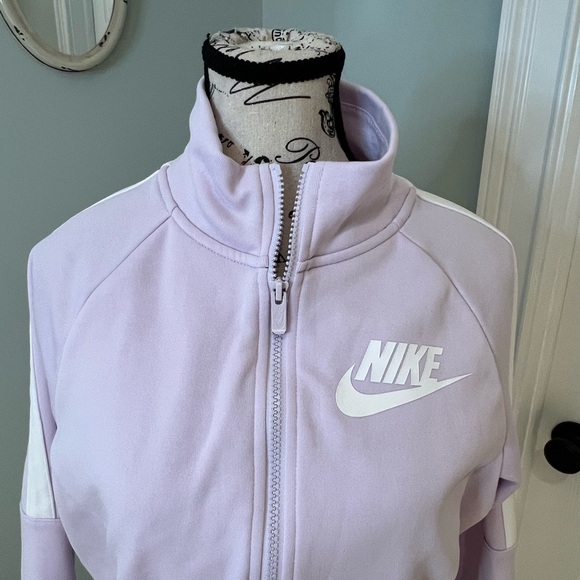 NWOT Nike Crop Jacket with Strips on Sleeves | Size Small | Light Purple - Picture 6 of 12